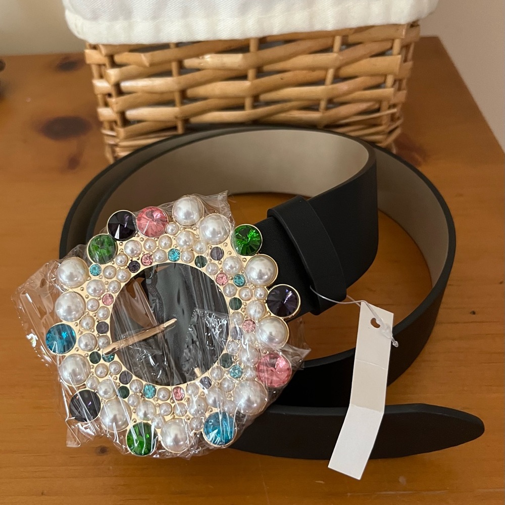 Pearl & Multi Crystal Buckle Belt